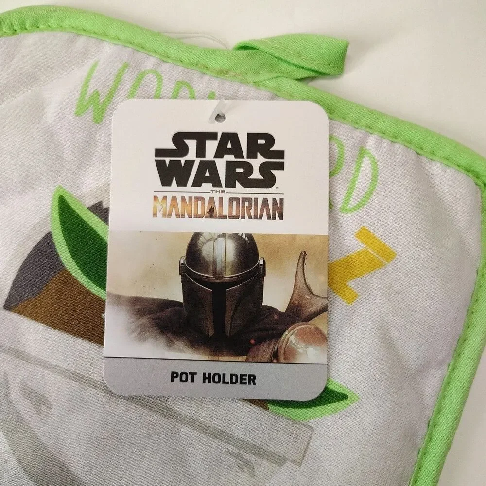 Disney Mandalorian Baby Yoda Grogu Kitchen Towel Pot Holder Green White 2 Pieces
